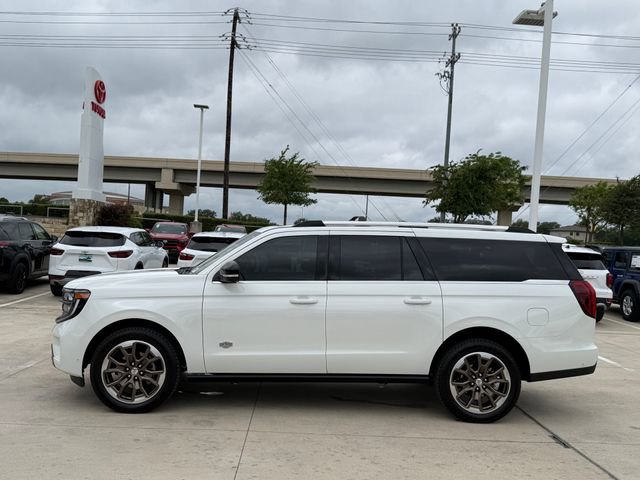 Used 2025 Ford Expedition Max King Ranch AWD/4WD image 7