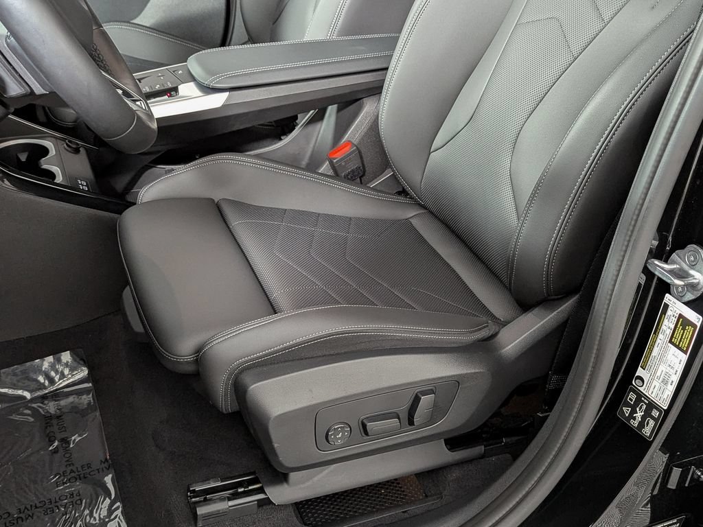 Certified 2024 BMW X1 xDrive28i w/ M Sport Package AWD/4WD image 19
