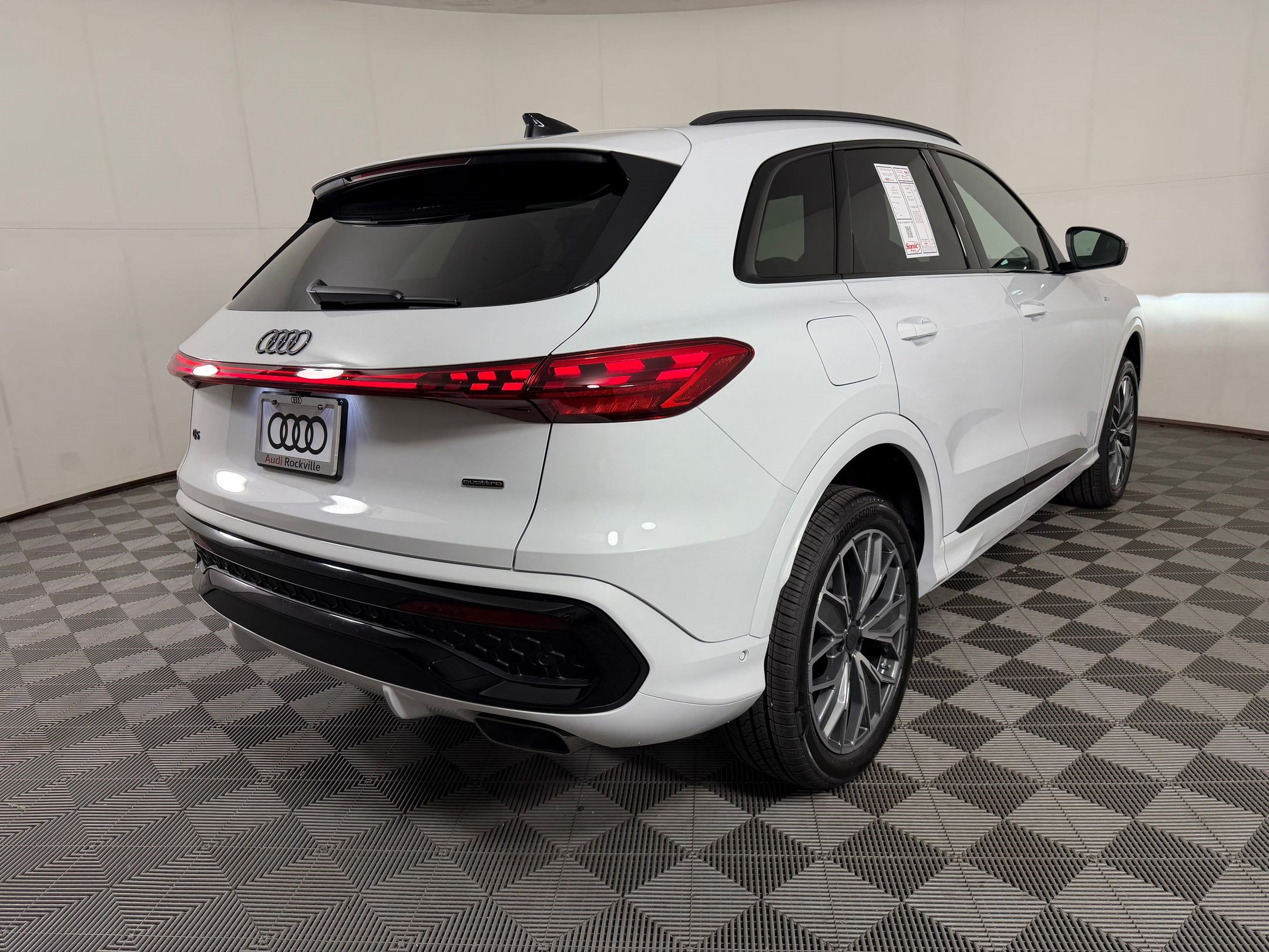 New 2026 Audi Q5 Premium AWD/4WD image 9