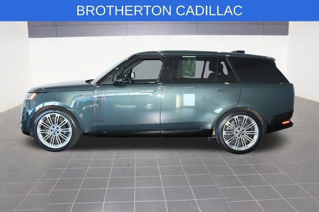 Used 2025 Land Rover Range Rover Long Wheelbase SE AWD/4WD image 2