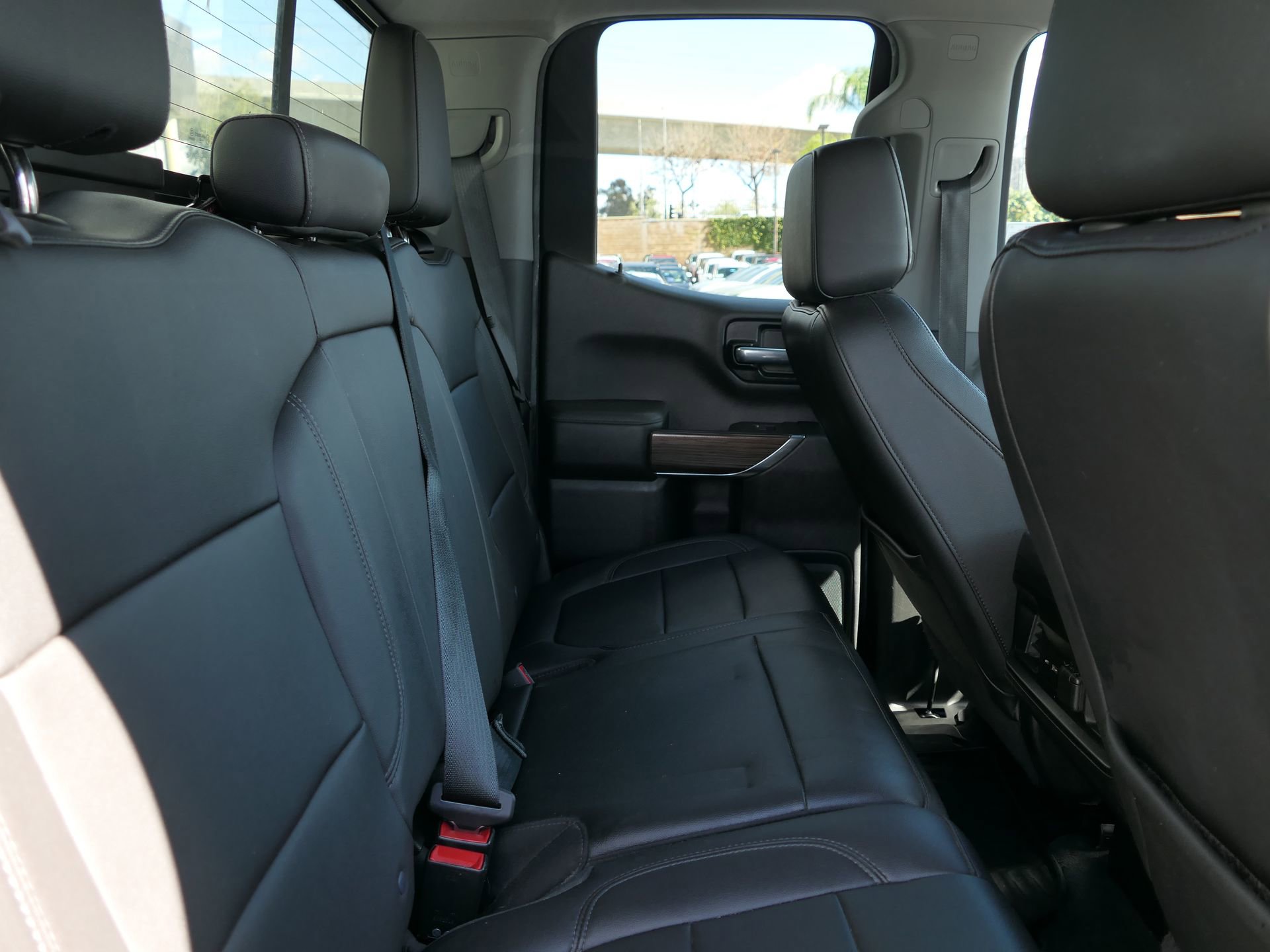 Used 2020 Chevrolet Silverado 1500 RST image 22