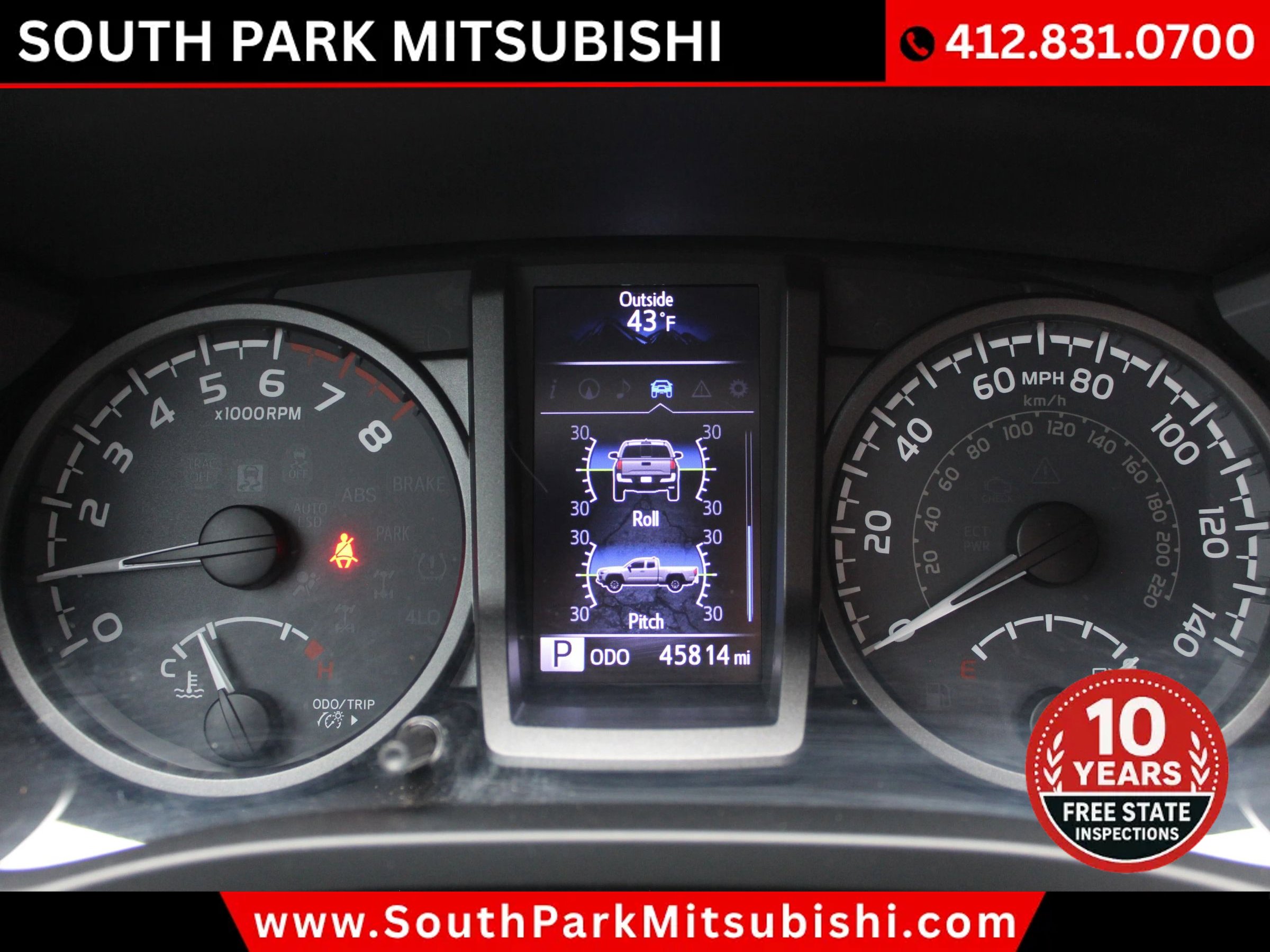 Used 2017 Toyota Tacoma TRD Off-Road w/ Premium & Technology Package image 17