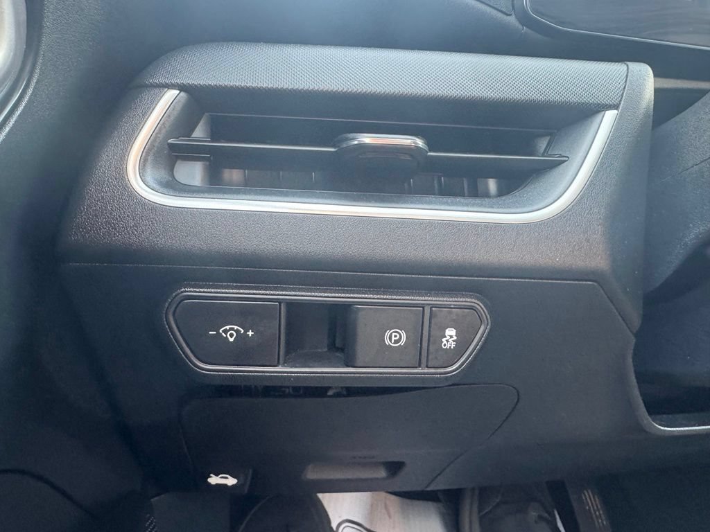 Used 2025 Kia K4 FWD image 24