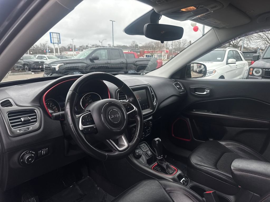 Used 2019 Jeep Compass Trailhawk image 14