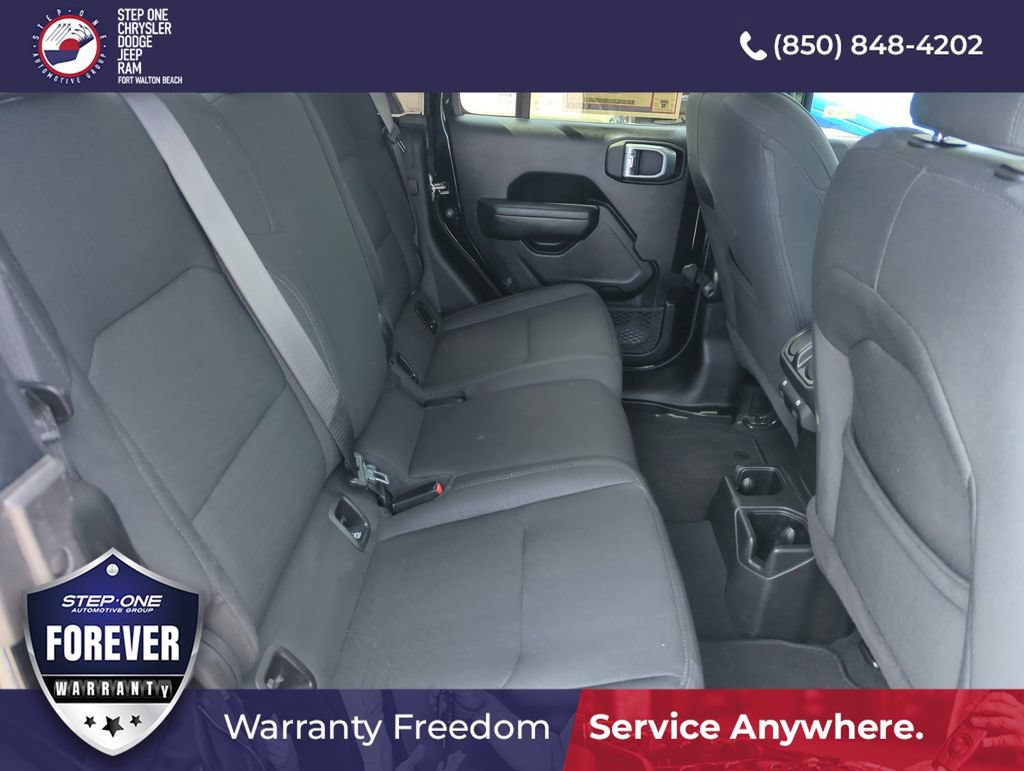 Used 2022 Jeep Gladiator Sport AWD/4WD image 30