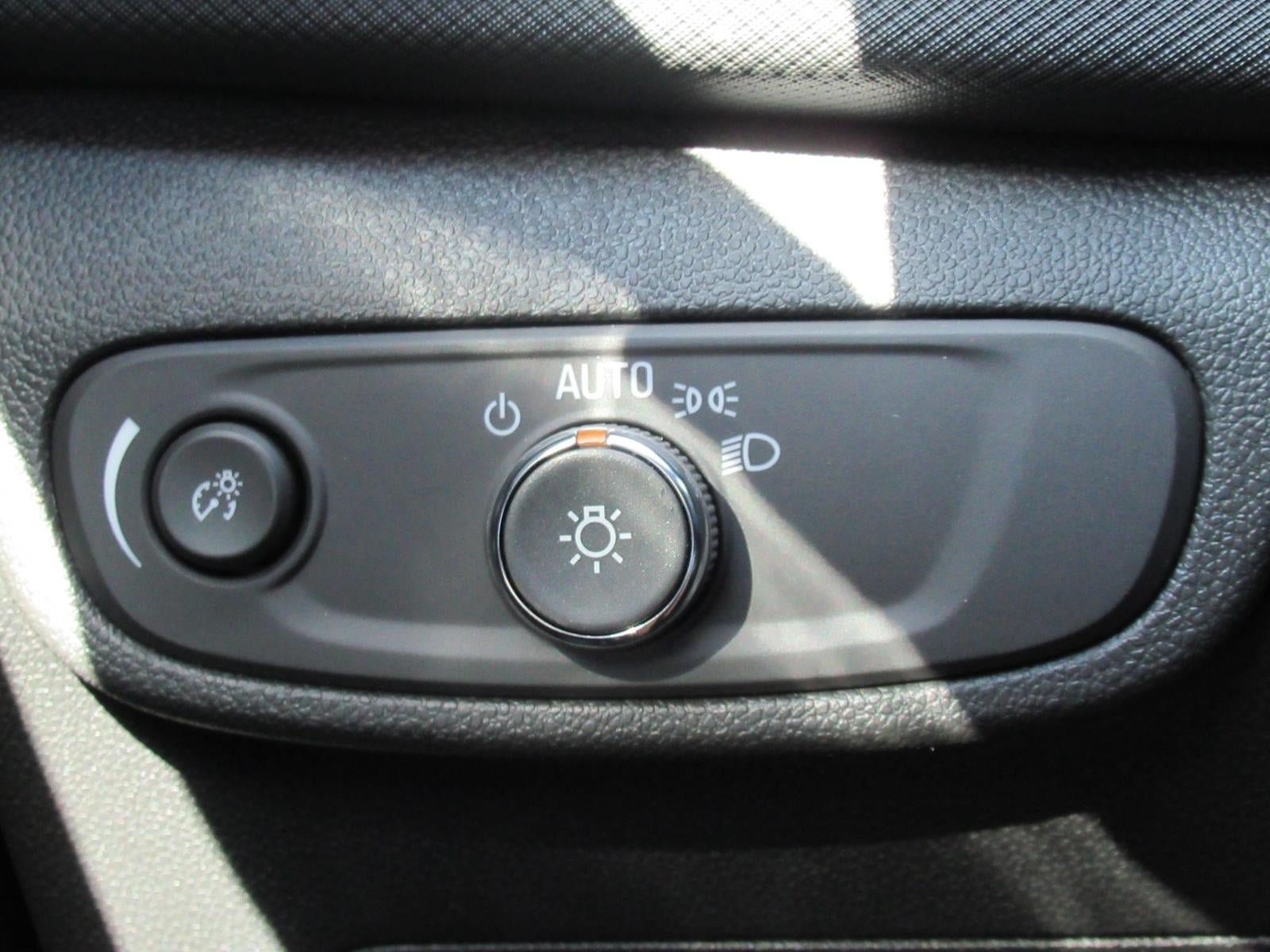 New 2026 Chevrolet TrailBlazer LS w/ LS Convenience Package FWD image 21