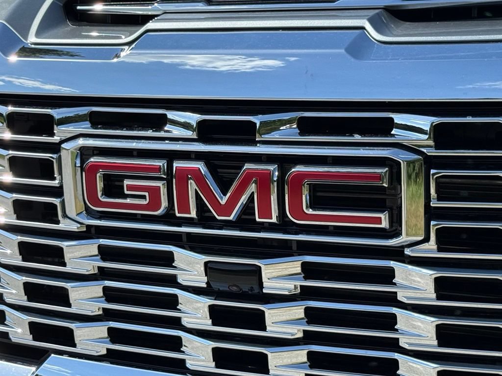 Certified 2026 GMC Sierra 2500 Denali w/ Denali Reserve Package AWD/4WD image 8