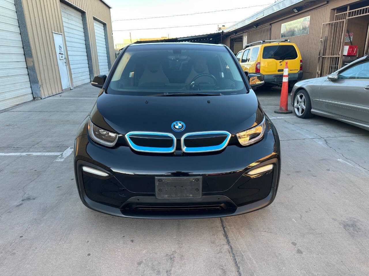 Used 2018 BMW i3 Base 4dr Hatchback RWD image 11