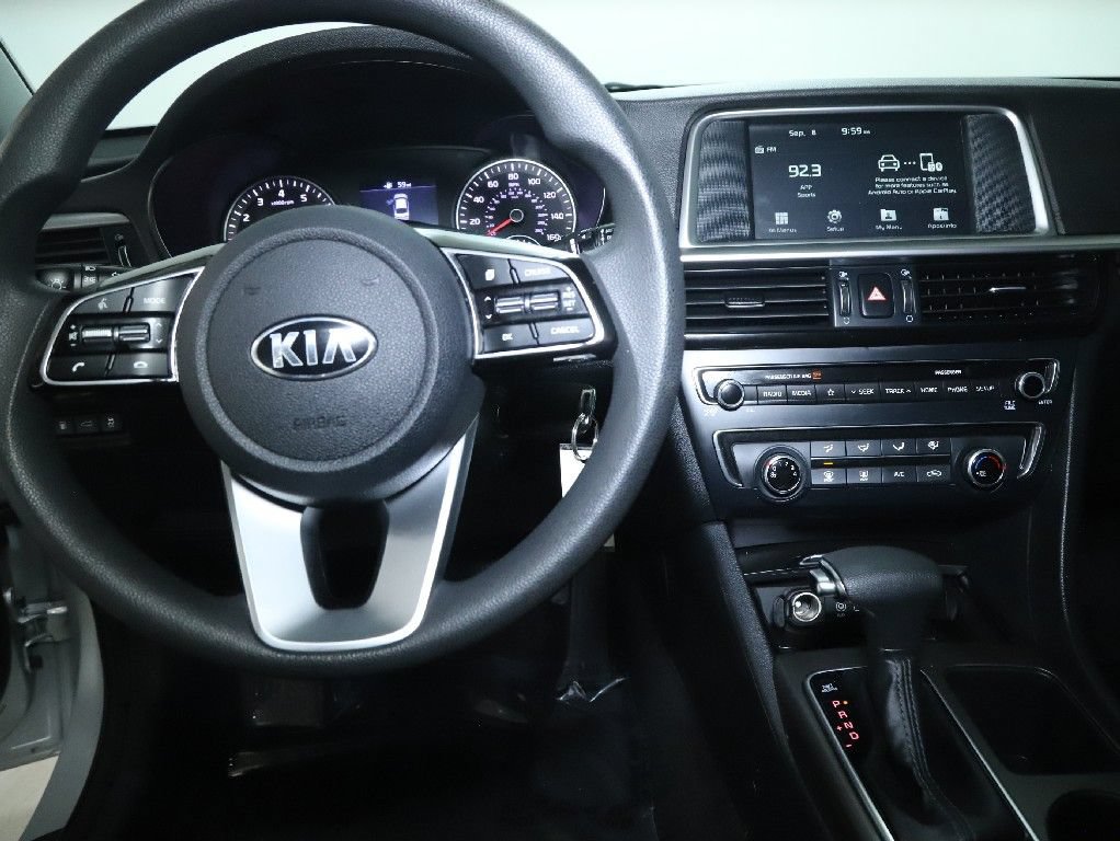 Used 2020 Kia Optima LX FWD image 28