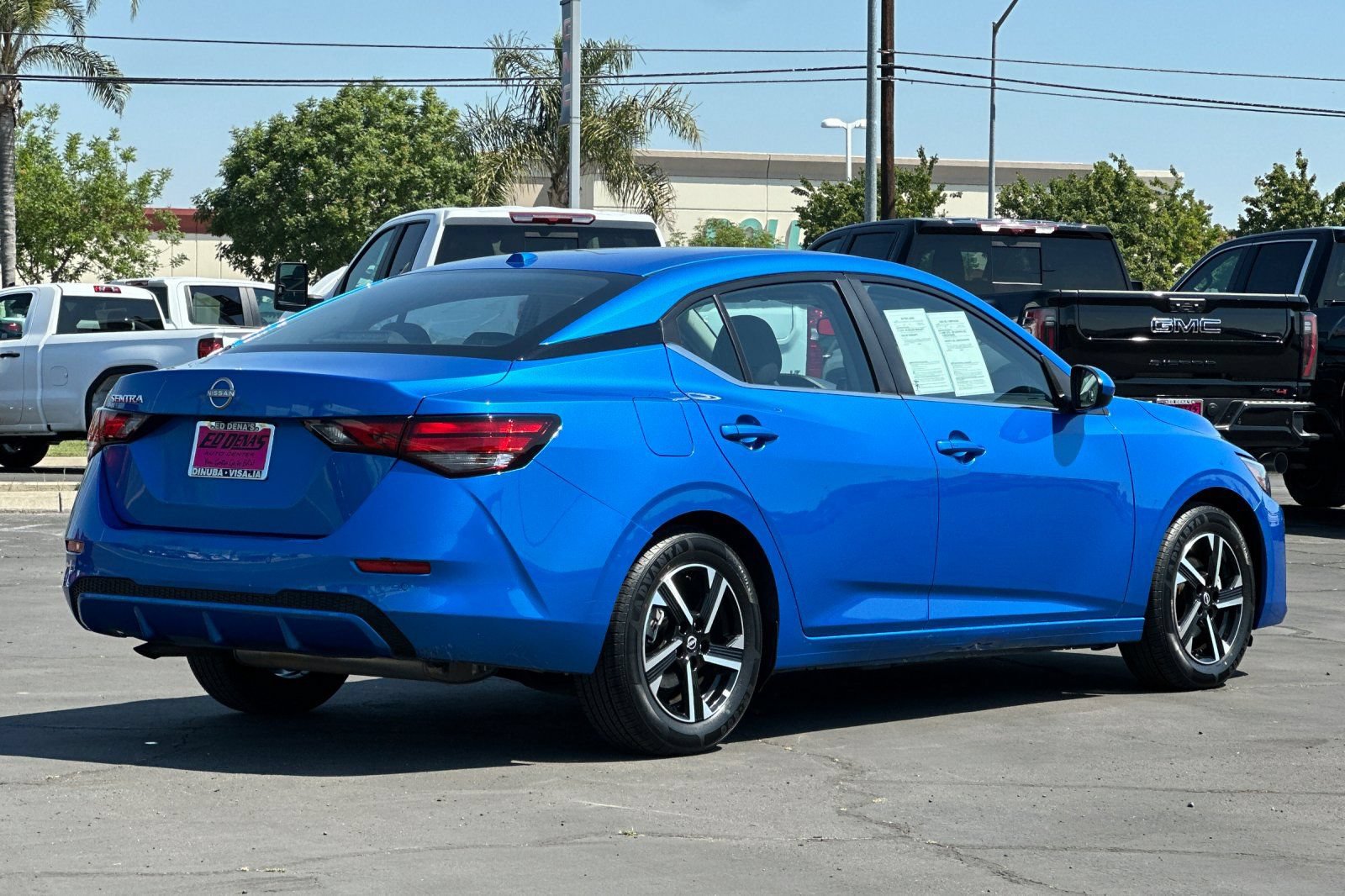 Used 2025 Nissan Sentra SV FWD image 4