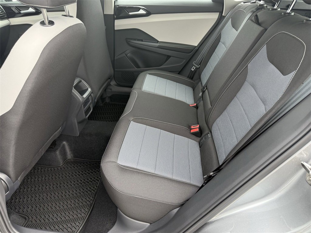 New 2026 Volkswagen Taos S image 24