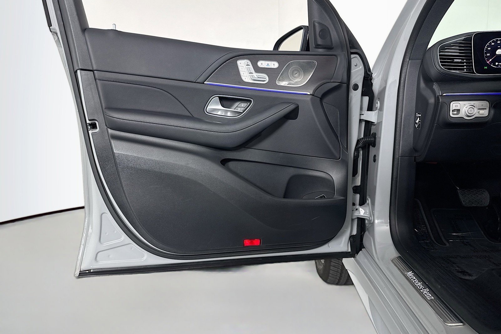 Certified 2024 Mercedes-Benz GLE 450 4MATIC image 21