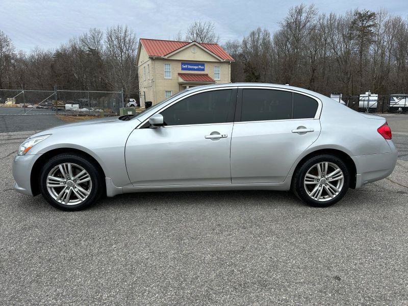 Used 2011 INFINITI G25 x w/ Moonroof Pkg AWD/4WD image 5