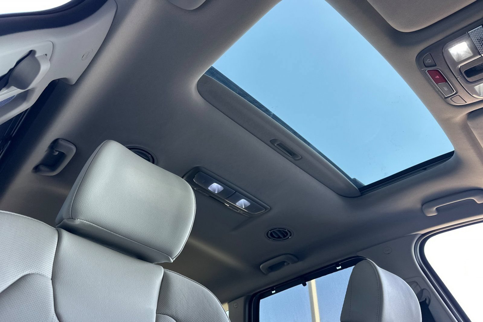 Used 2025 Kia Telluride EX AWD/4WD image 15