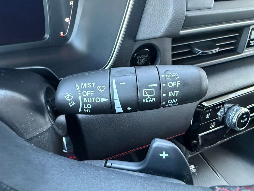 Used 2025 Honda Pilot Black Edition image 23