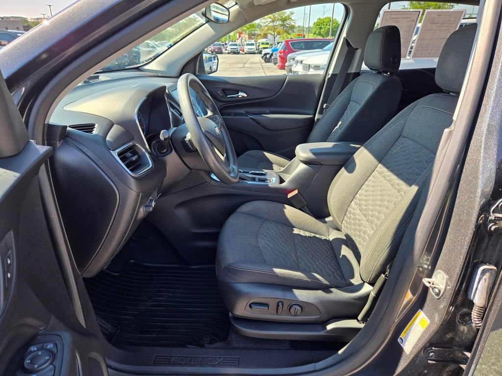 Used 2019 Chevrolet Equinox LT FWD image 14