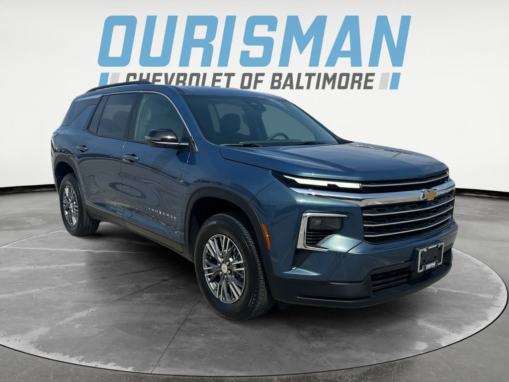 Used 2026 Chevrolet Traverse LT