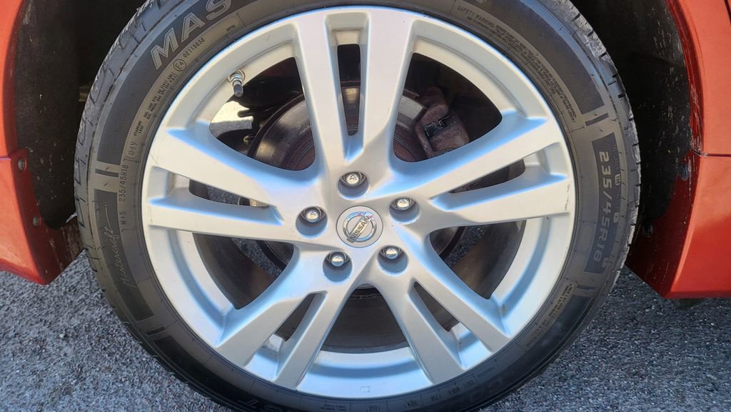 Used 2015 Nissan Altima 3.5 SL FWD image 13