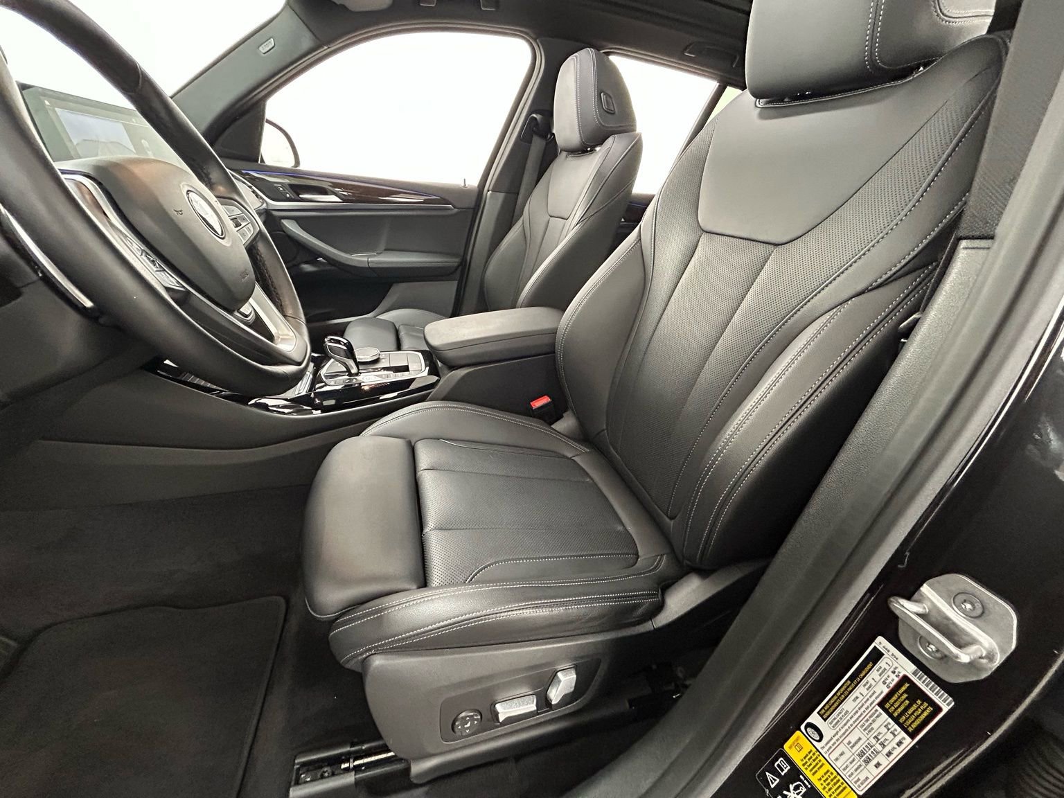 Used 2022 BMW X3 xDrive30i w/ Convenience Package w/ZPA AWD/4WD image 29