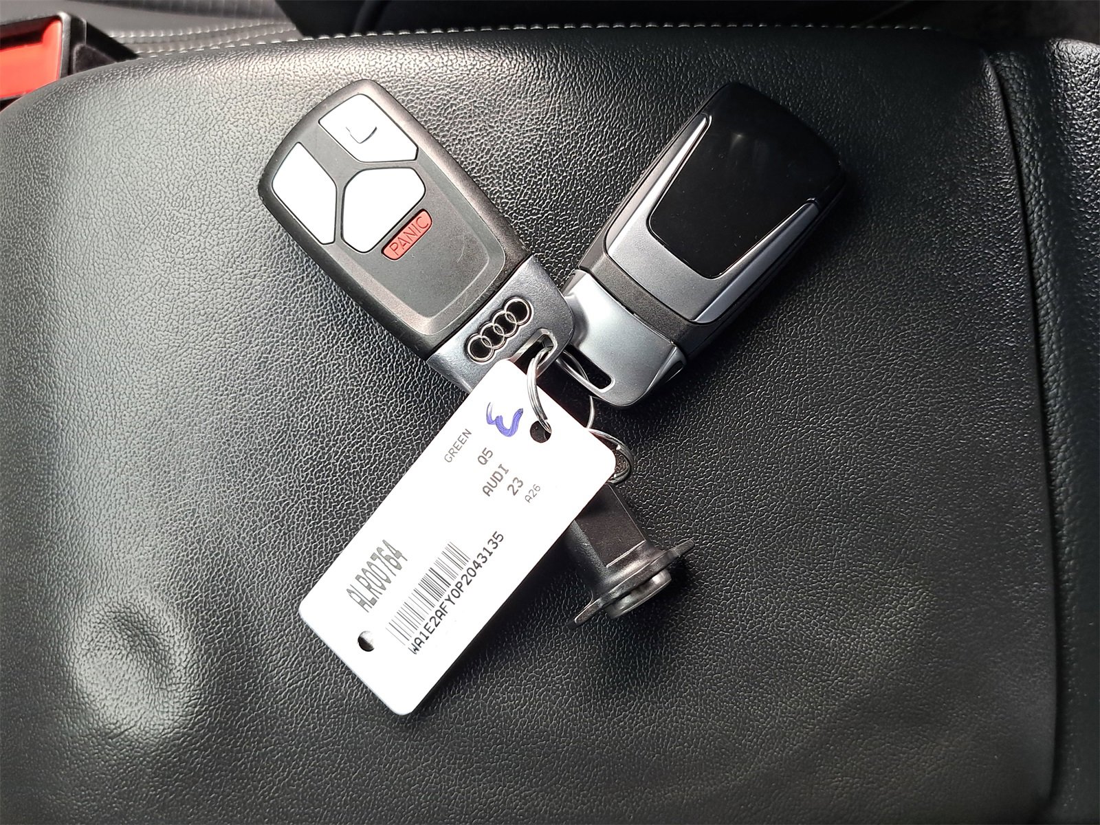 Used 2023 Audi Q5 e Premium Plus w/ Premium Plus Package image 39