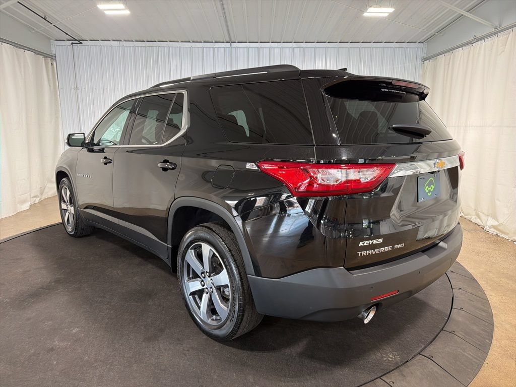 Certified 2021 Chevrolet Traverse LT w/ LT Premium Package AWD/4WD image 6