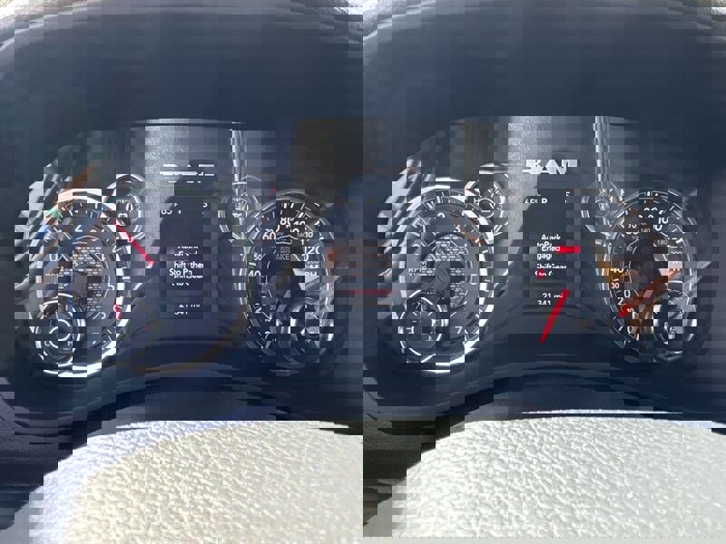 Used 2024 RAM 2500 Big Horn w/ Bed Utility Group image 28