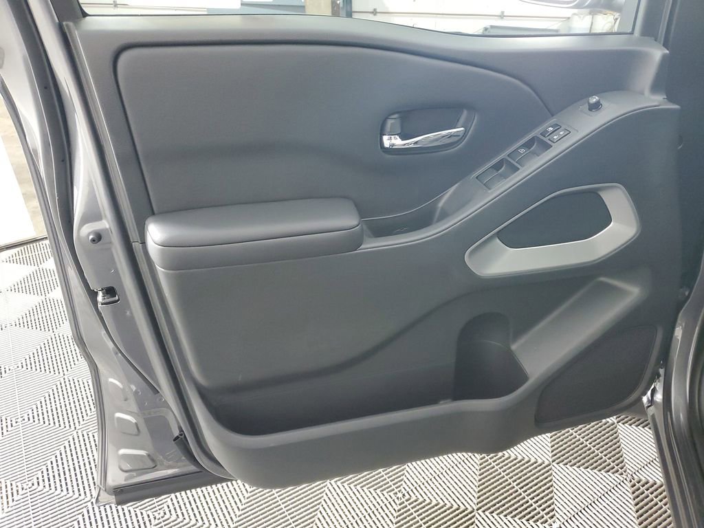 New 2025 Nissan Frontier SV w/ SV Convenience Package image 26