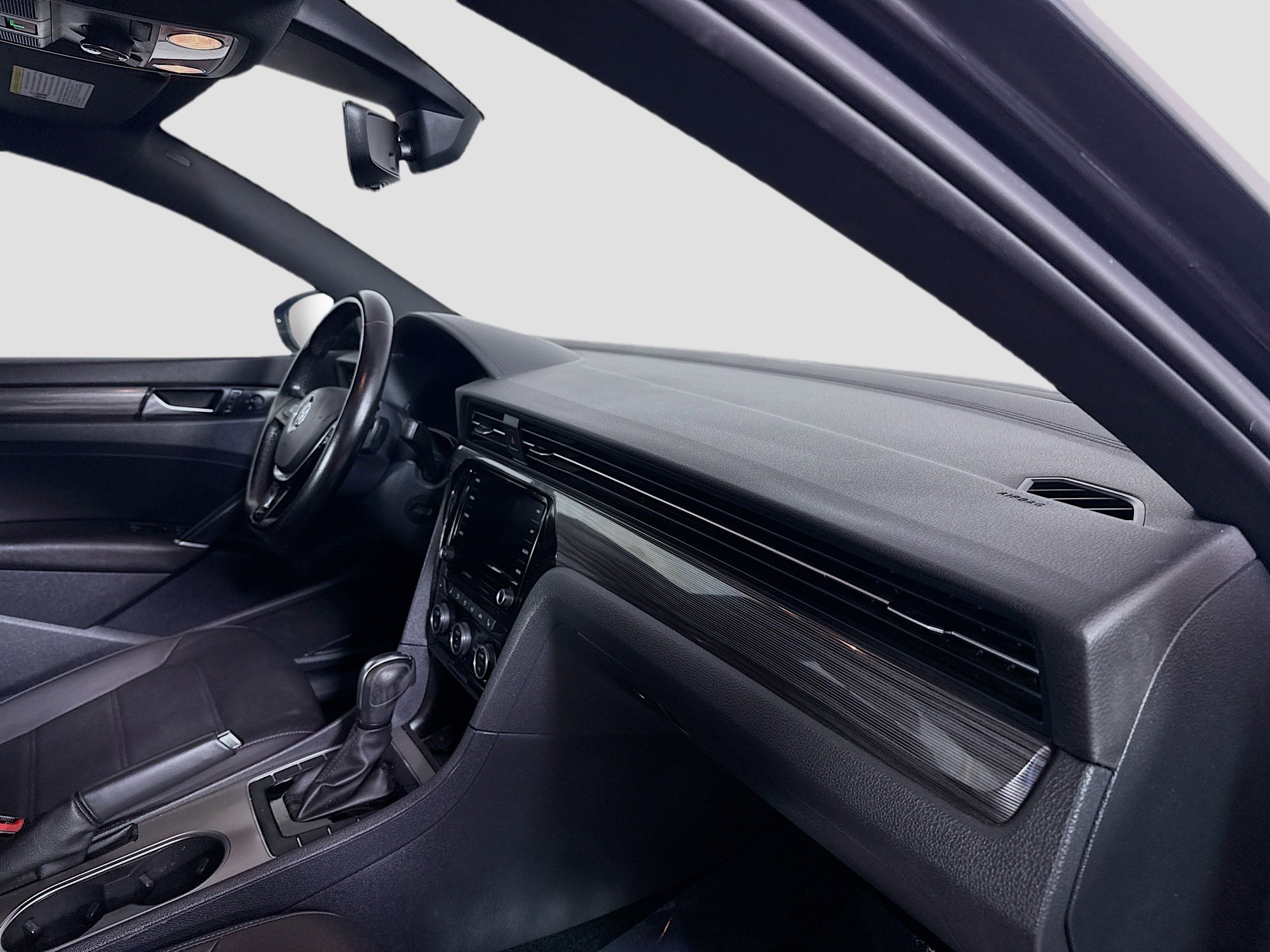 Used 2021 Volkswagen Passat 2.0T R-Line image 30