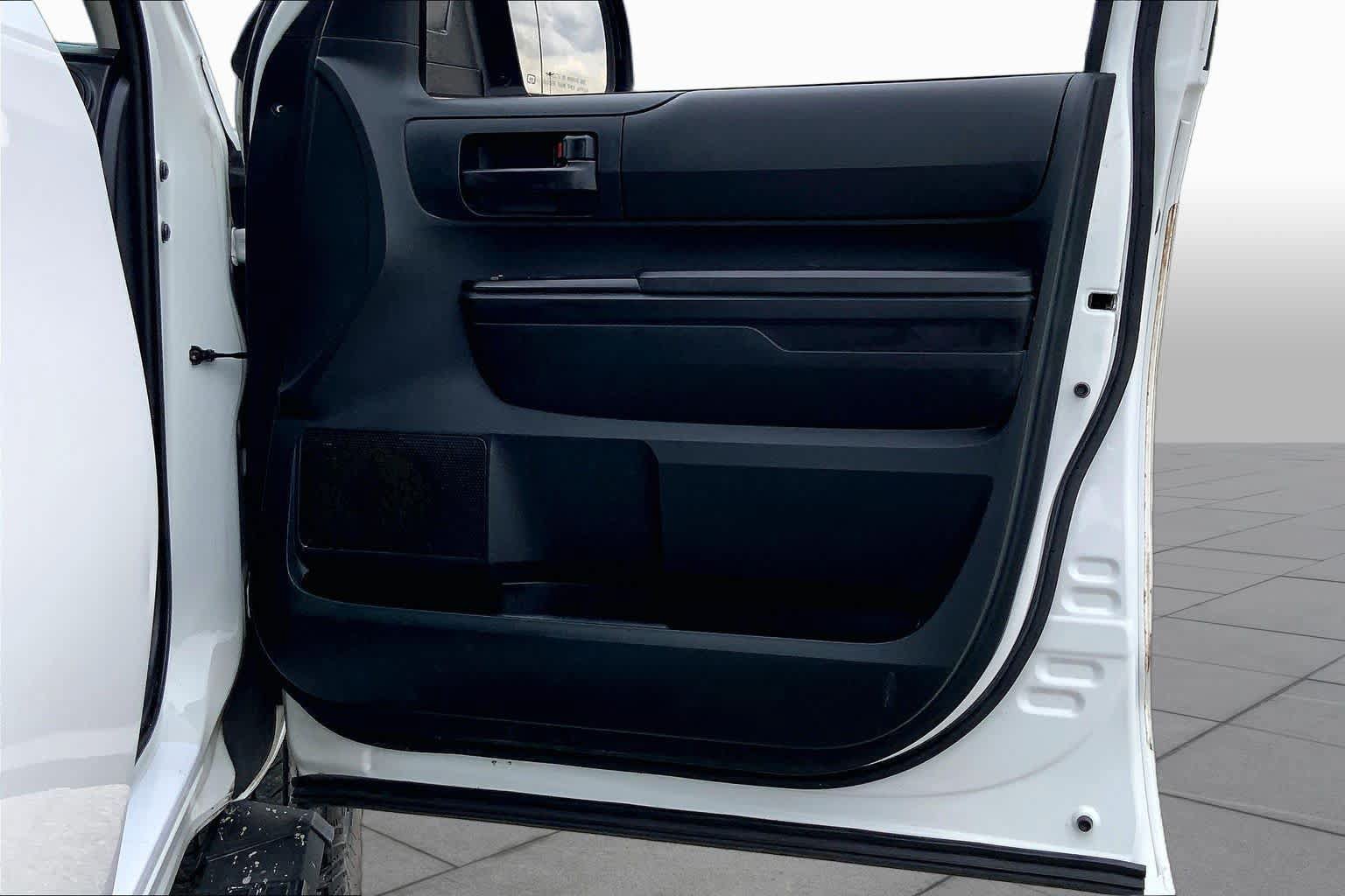 Used 2017 Toyota Tundra SR RWD image 22