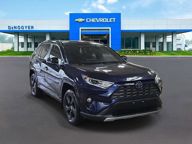 Used 2019 Toyota RAV4 XSE image 3