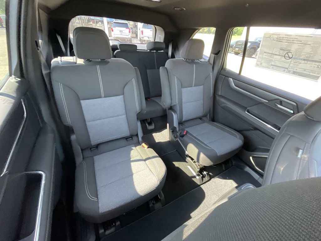 New 2026 GMC Acadia Elevation image 34