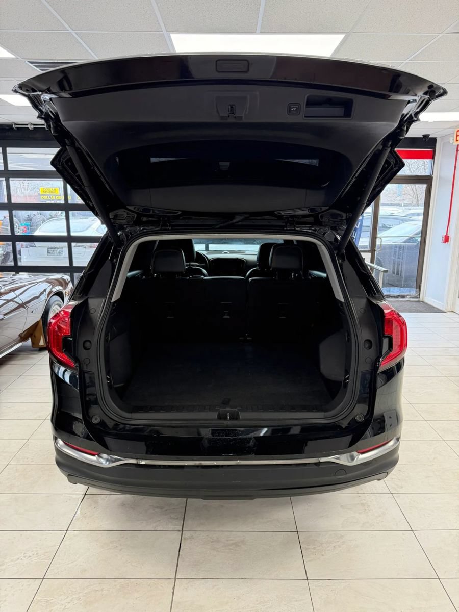 Used 2022 GMC Terrain AT4 AWD/4WD image 7