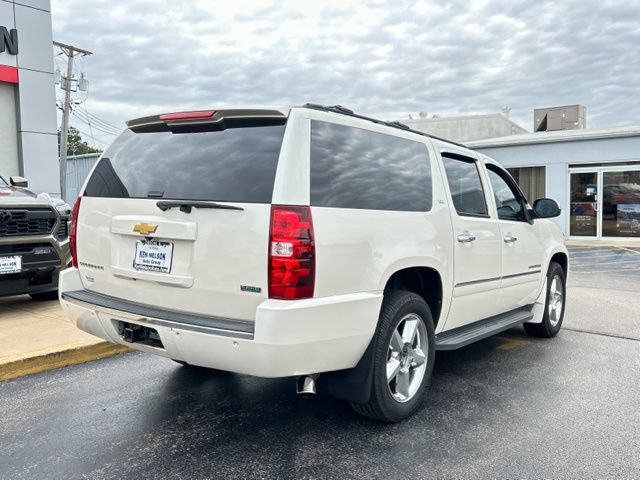 Used 2012 Chevrolet Suburban LTZ AWD/4WD image 15
