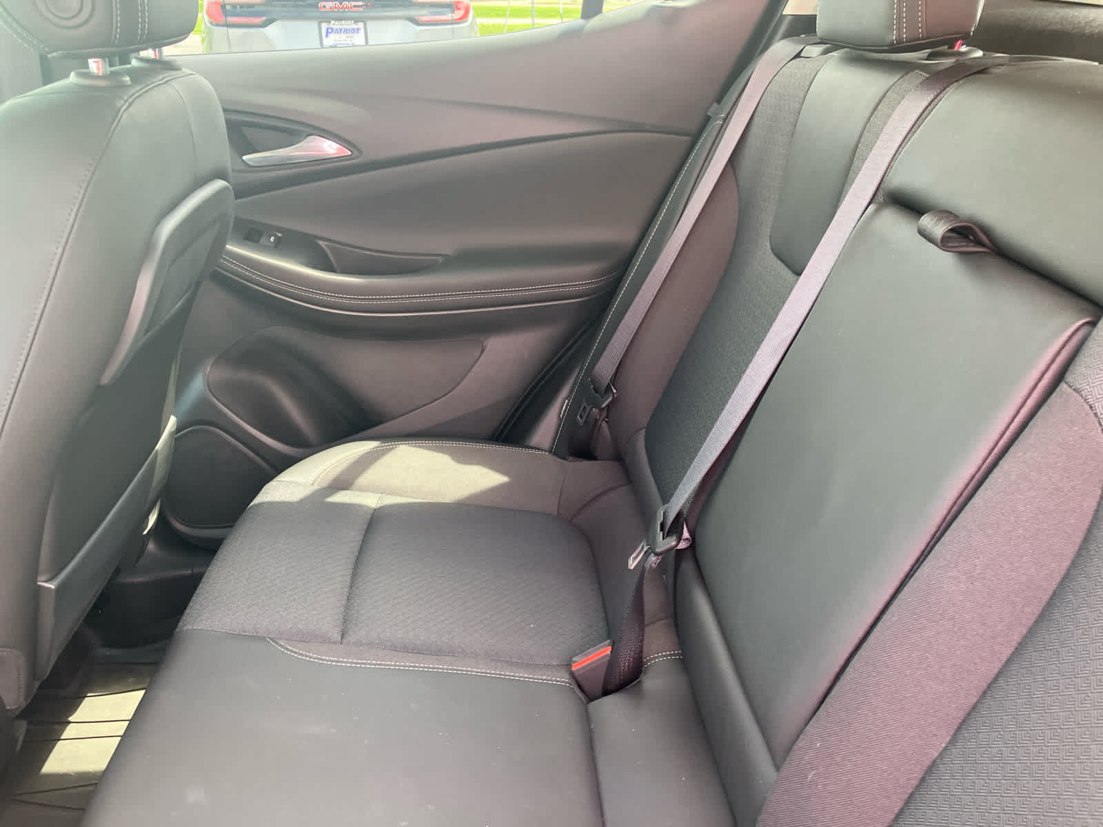 Used 2023 Buick Encore GX Select FWD image 34
