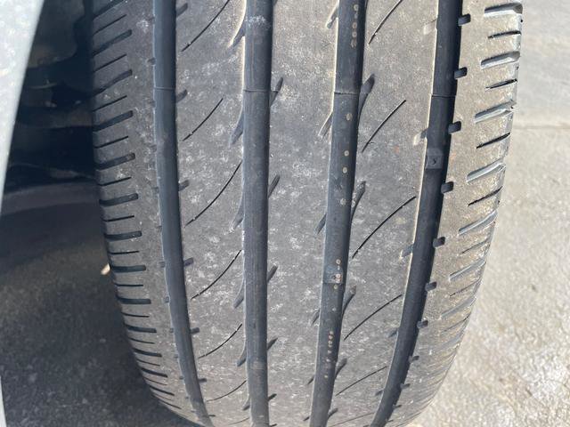 Used 2017 Hyundai Elantra Limited image 12