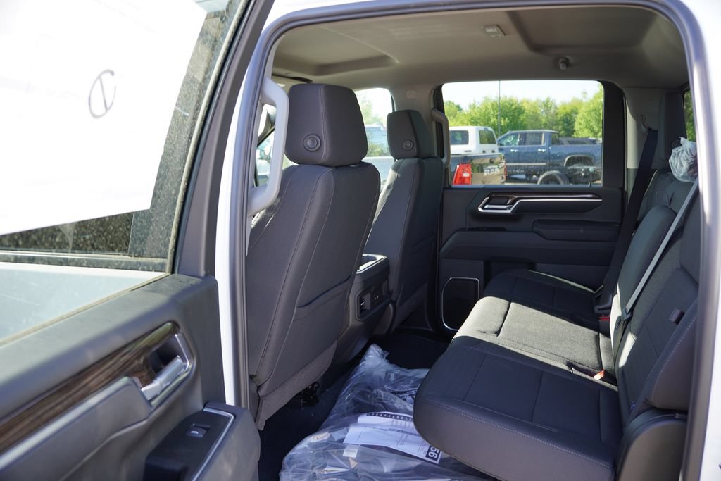 New 2026 Chevrolet Silverado 2500 LT w/ All Star Edition AWD/4WD image 11