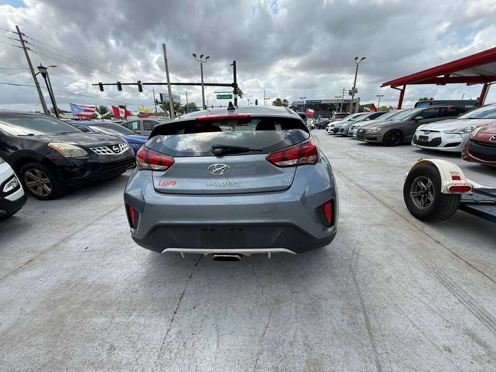 Used 2019 Hyundai Veloster 2.0 Premium FWD image 5