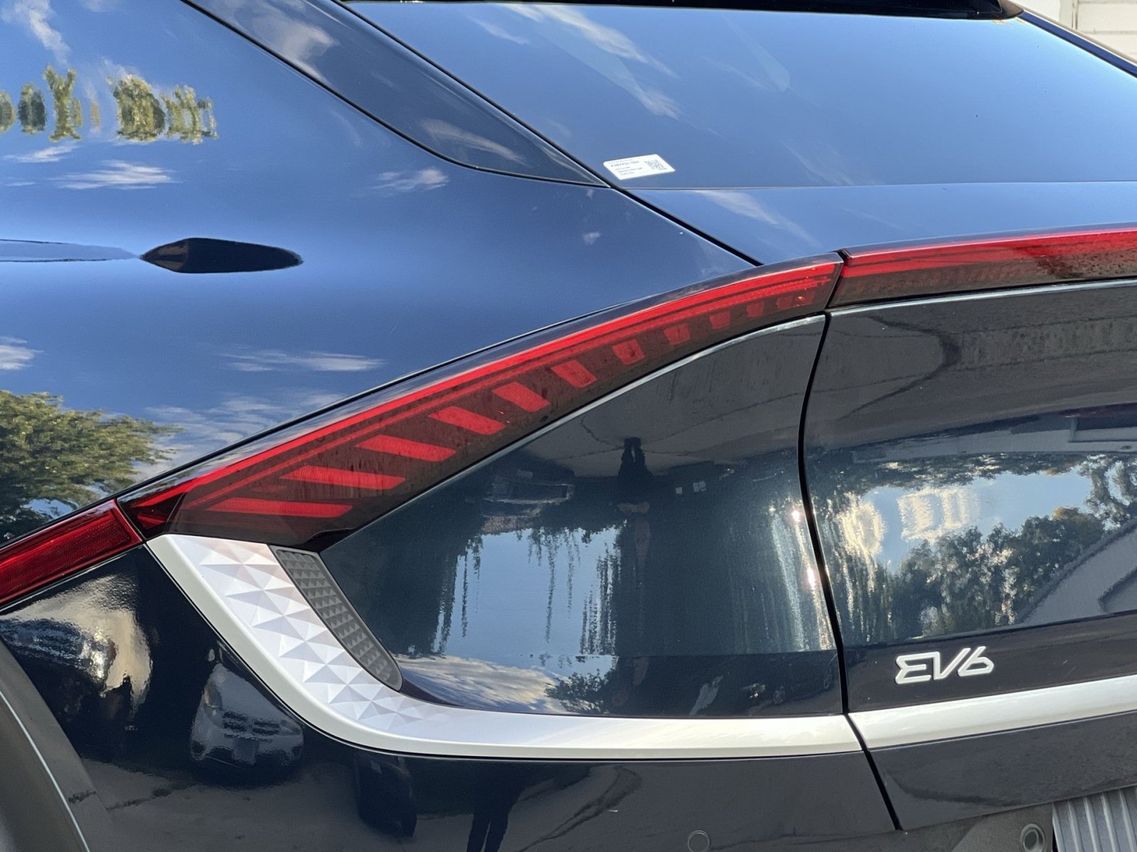 Used 2024 Kia EV6 Light AWD/4WD image 14