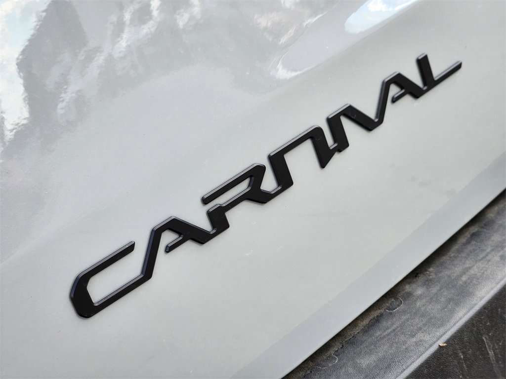 New 2026 Kia Carnival SX image 8