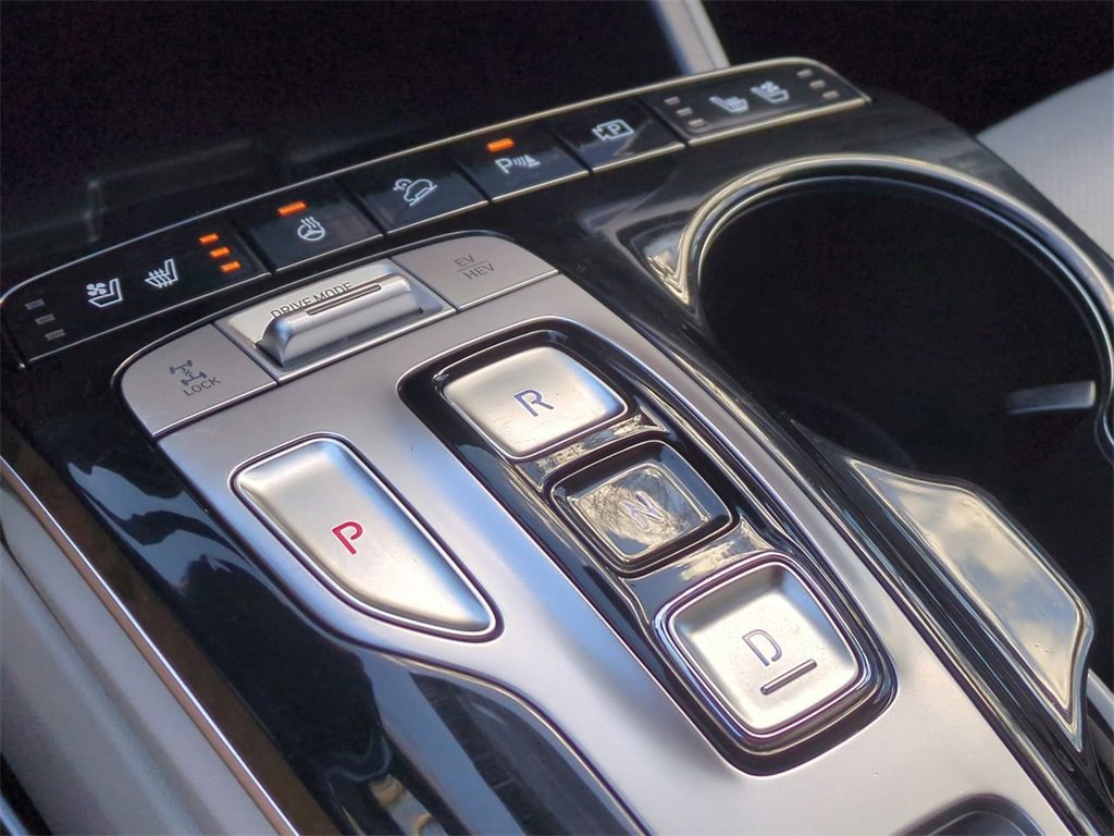 Used 2024 Hyundai Tucson Limited image 18