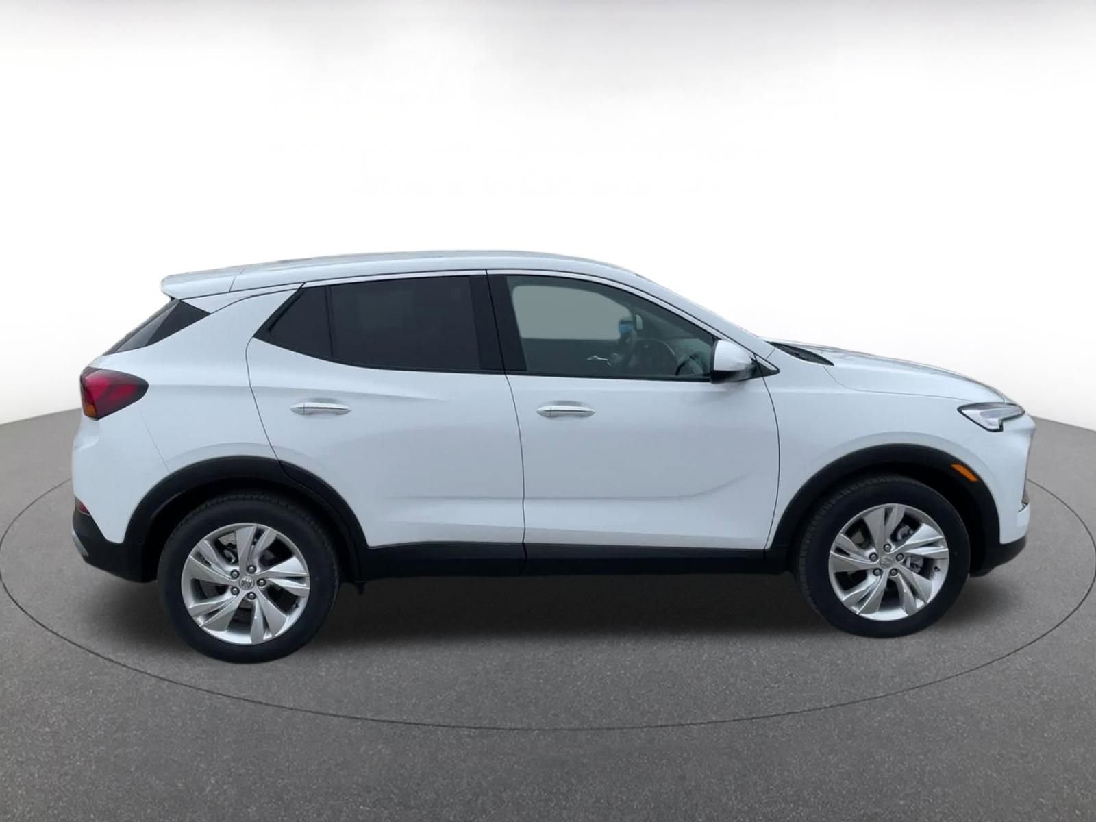Used 2025 Buick Encore GX Preferred image 16