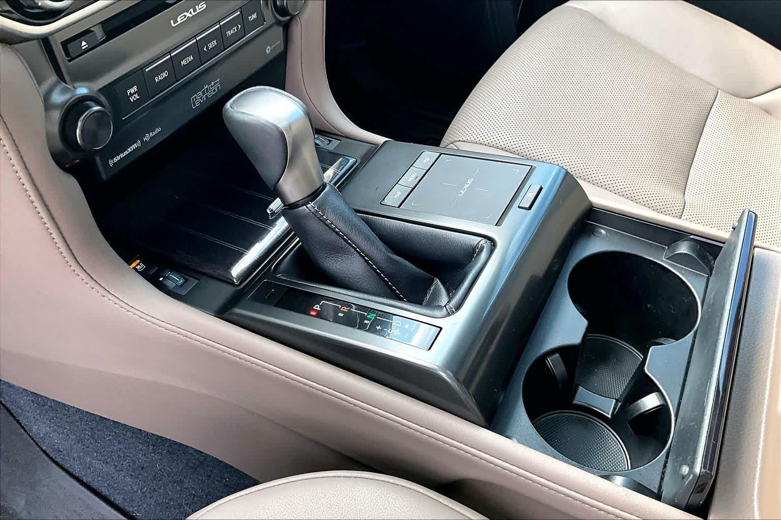 Used 2022 Lexus GX 460 Premium AWD/4WD image 16