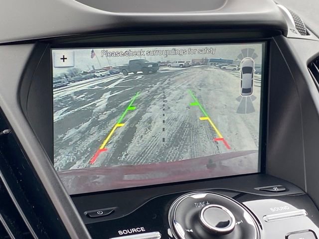 Used 2019 Ford Escape Titanium image 10