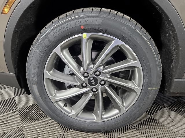 Used 2026 Lincoln Corsair Premiere FWD image 8
