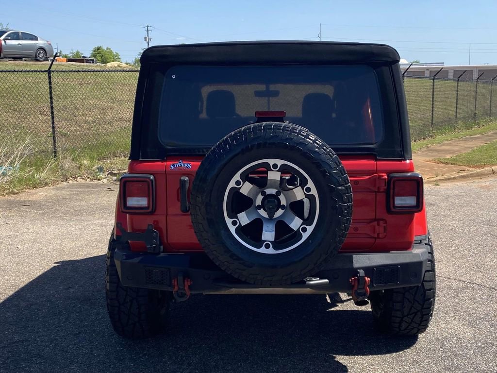 Used 2021 Jeep Wrangler Unlimited Sahara AWD/4WD image 5