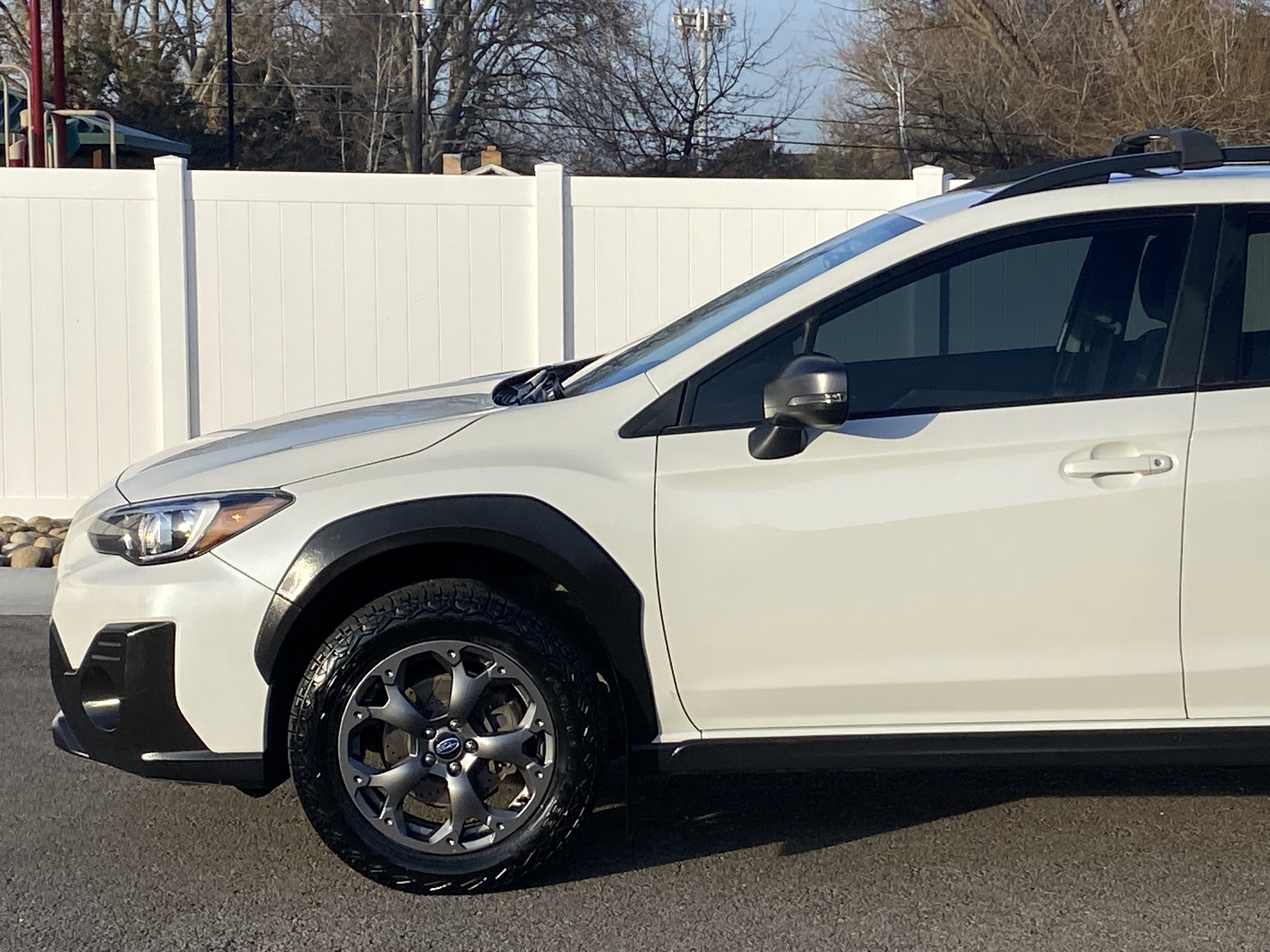 Used 2022 Subaru Crosstrek 2.5i Sport w/ Moonroof Package image 2
