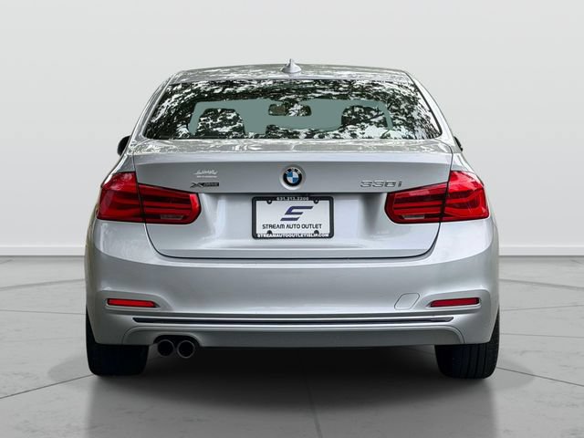 Used 2018 BMW 330i xDrive Sedan AWD/4WD image 6