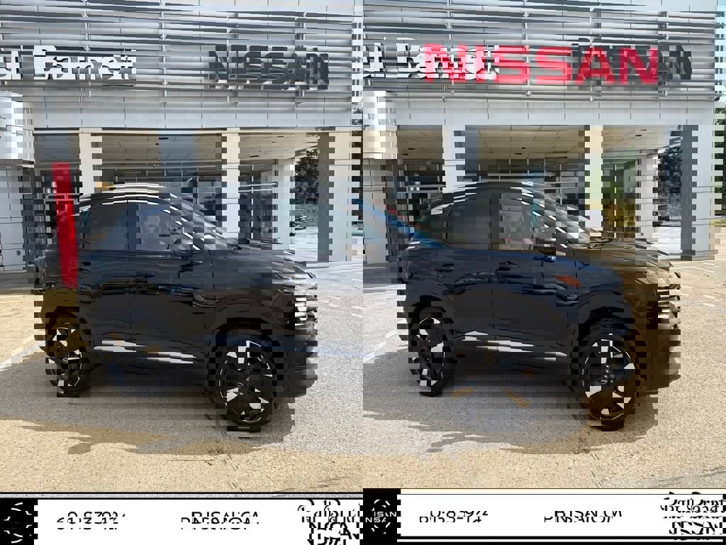 New 2025 Nissan Kicks SR image 9