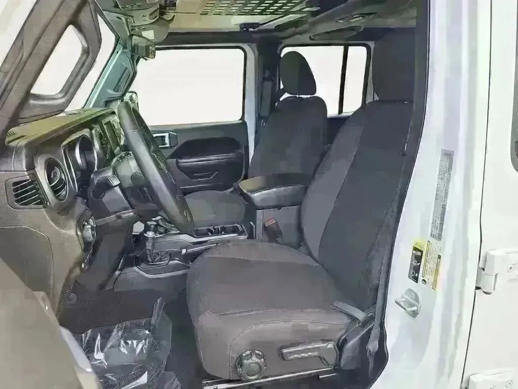 Used 2023 Jeep Wrangler Willys 4xe w/ Cold Weather Group image 9