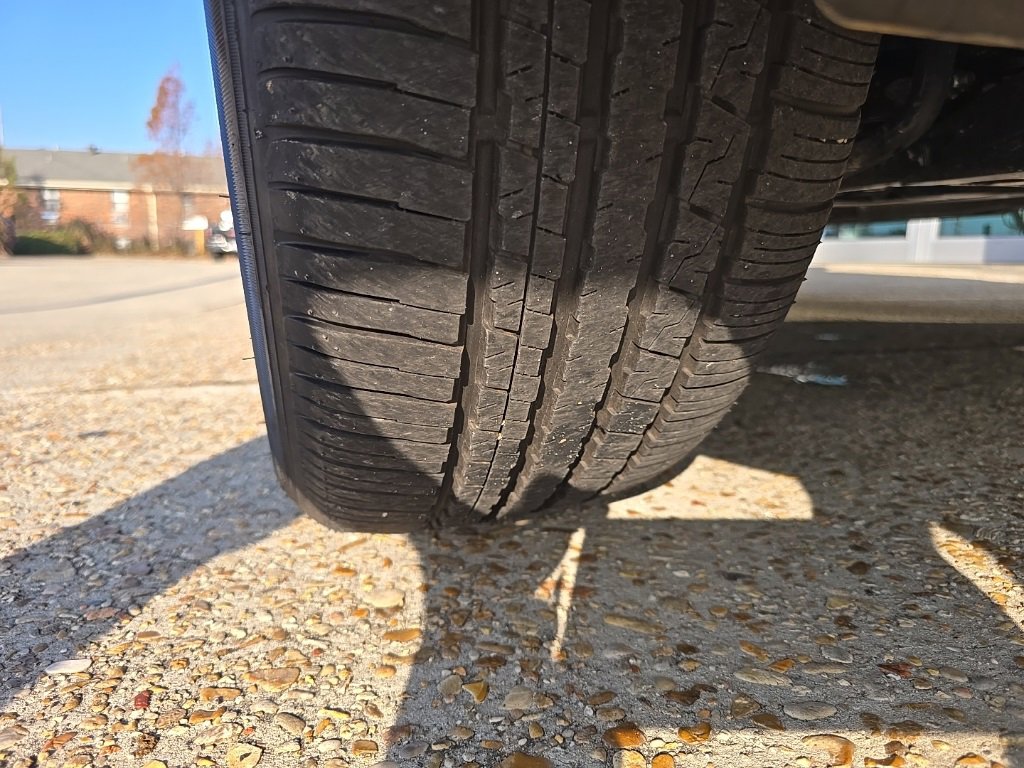 Certified 2025 Subaru Ascent Limited image 44